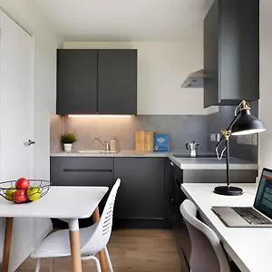  Apartment Capitol By Altido