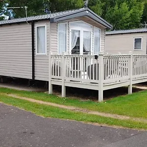  Campsite Belfry 2 - Luxury Spacious Family Caravan